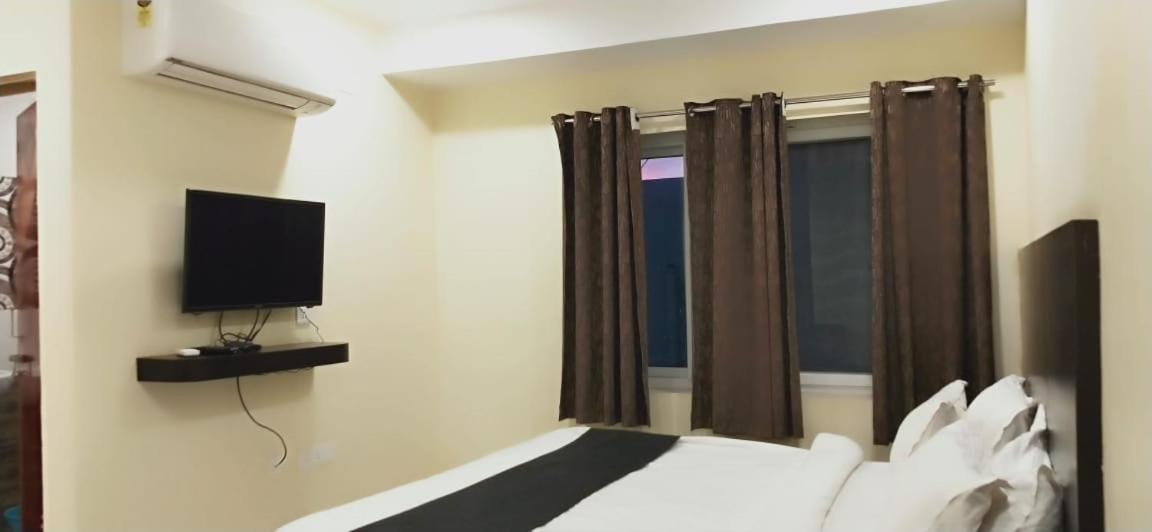 Arvind Stay Hotel, Rk Beach Vizag Visakhapatnam Buitenkant foto