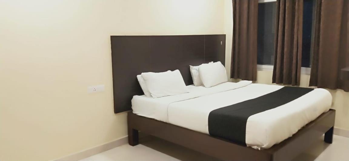 Arvind Stay Hotel, Rk Beach Vizag Visakhapatnam Buitenkant foto