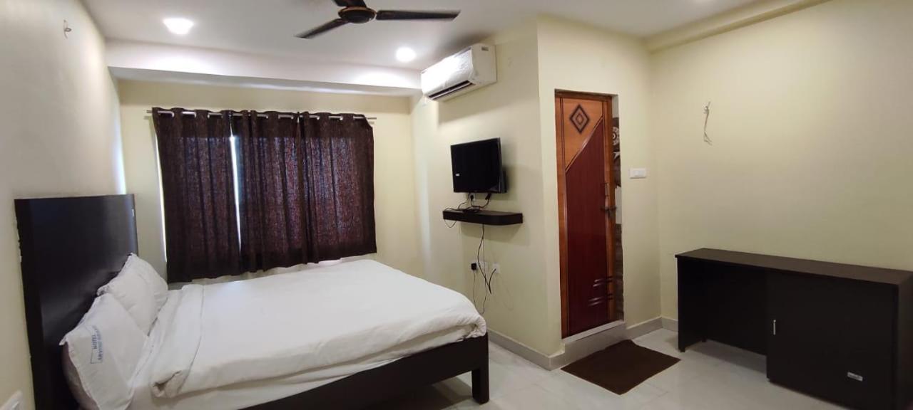 Arvind Stay Hotel, Rk Beach Vizag Visakhapatnam Buitenkant foto